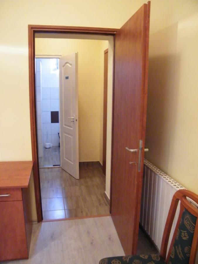 Pal Utcai Apartman 米什科尔茨 外观 照片